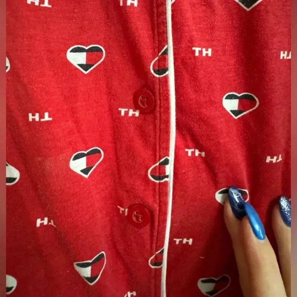 Tommy Hilfiger Hearts Valentines Button Down Sleep Shirt Small Preppy Comfy Cute - Picture 4 of 12
